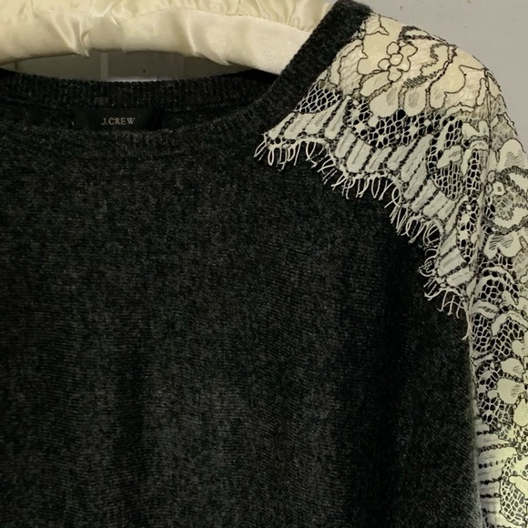 Ladies lightweight gray sweater - Picture 2 of 5